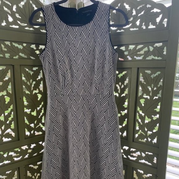 Banana Republic Dresses & Skirts - Banana Republic A-Line White Striped Dress